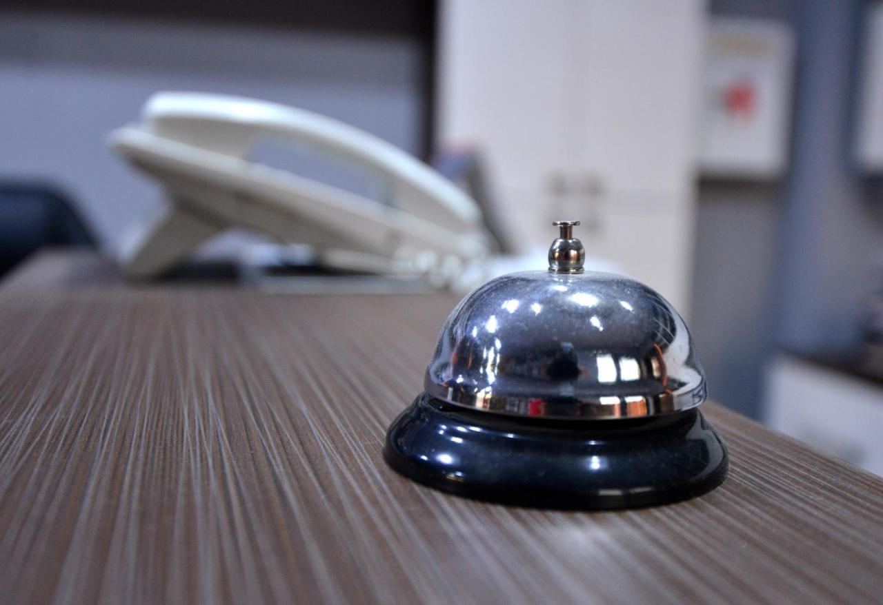 Garni Hotel Kaca 크라구예바츠 외부 사진
