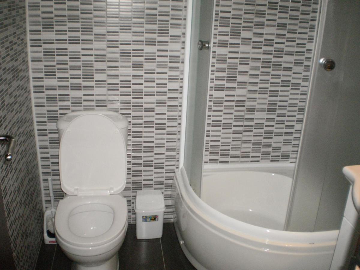 Garni Hotel Kaca 크라구예바츠 객실 사진